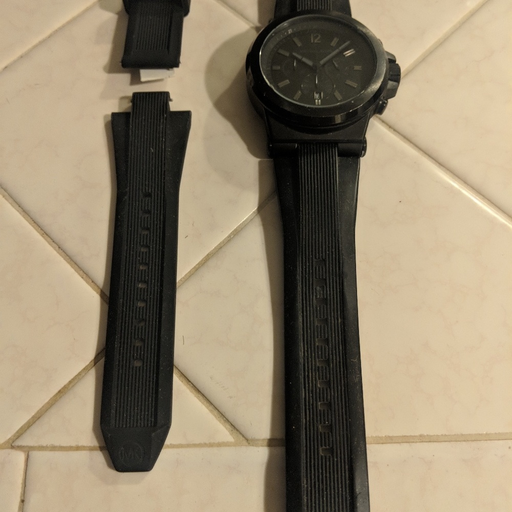 Michael kors dylan watch